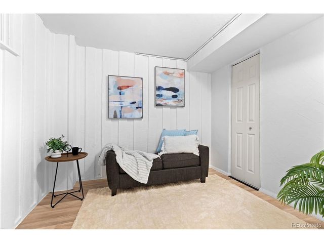1542 Chambers Dr, Boulder, CO 80305