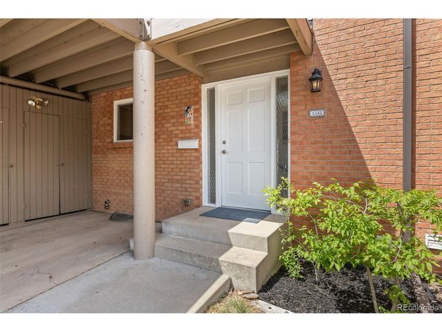 1542 Chambers Dr, Boulder, CO 80305