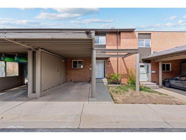 1542 Chambers Dr, Boulder, CO 80305