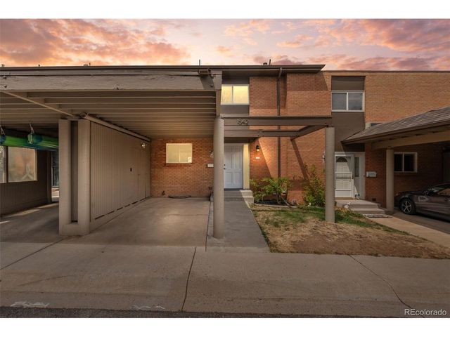 1542 Chambers Dr, Boulder, CO 80305