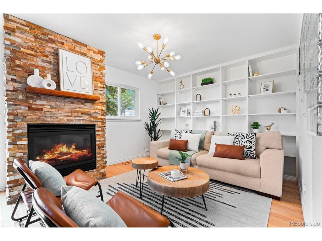 1542 Chambers Dr, Boulder, CO 80305