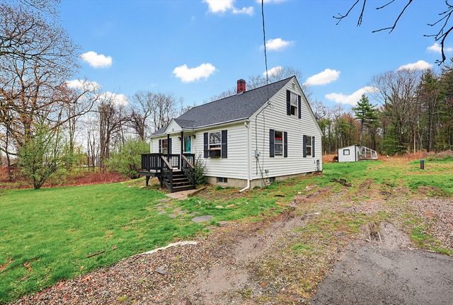 321 Townsend Hill Rd, Townsend, MA 01469