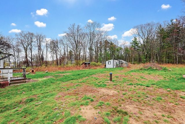 321 Townsend Hill Rd, Townsend, MA 01469