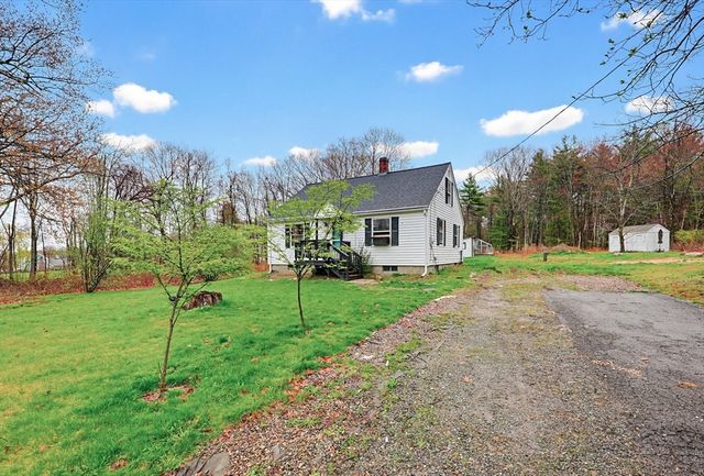 321 Townsend Hill Rd, Townsend, MA 01469