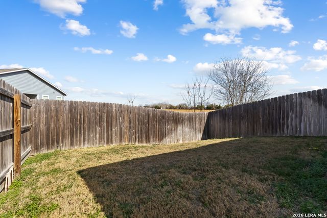 636 Heathers Way, Seguin, TX 78155
