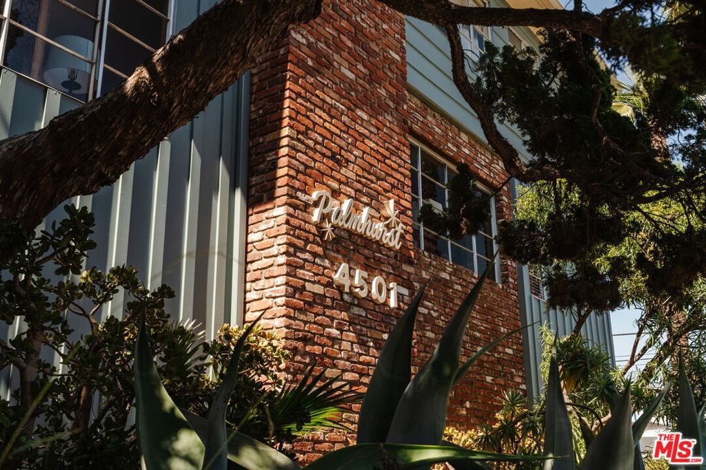 Image 41 of property listing at 4501 Finley Avenue 10, Los Angeles, CA 90027