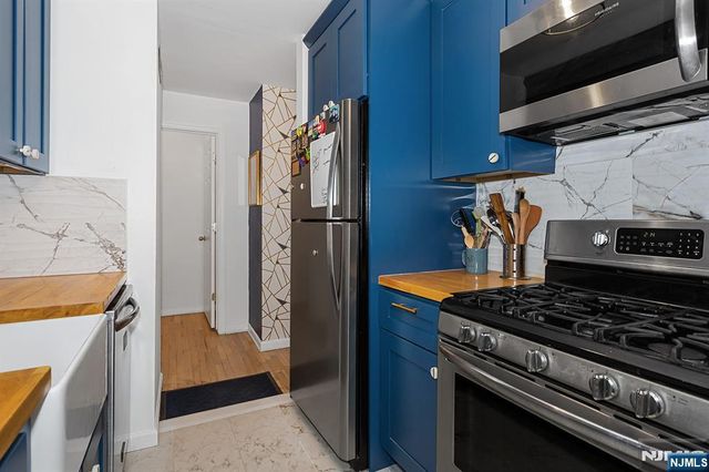 25 River Road B11, Nutley, NJ 07110