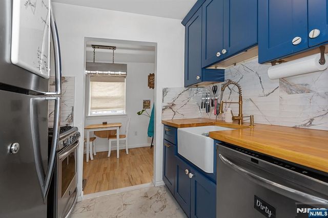 25 River Road B11, Nutley, NJ 07110