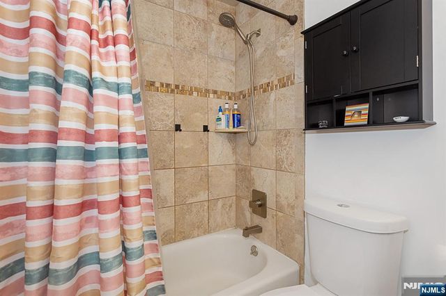25 River Road B11, Nutley, NJ 07110