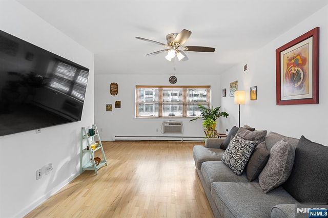25 River Road B11, Nutley, NJ 07110