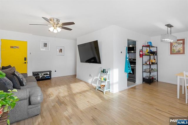 25 River Road B11, Nutley, NJ 07110