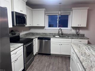 11 Greenwood RD, Newport News, VA 23601