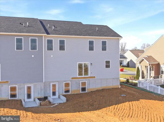 11820 MYSTIC ROCK LN S, Waynesboro, PA 17268