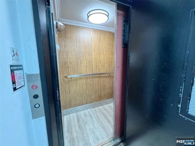 101 73rd Street 32, North Bergen, NJ 07047