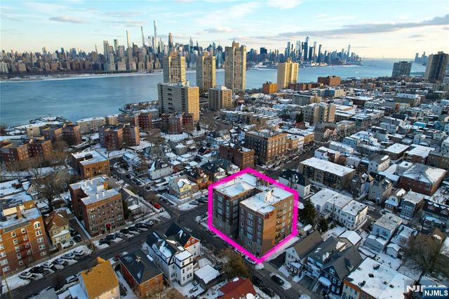 101 73rd Street 32, North Bergen, NJ 07047