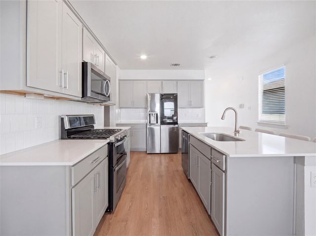 515 Millbrook BLVD, San Marcos, TX 78666