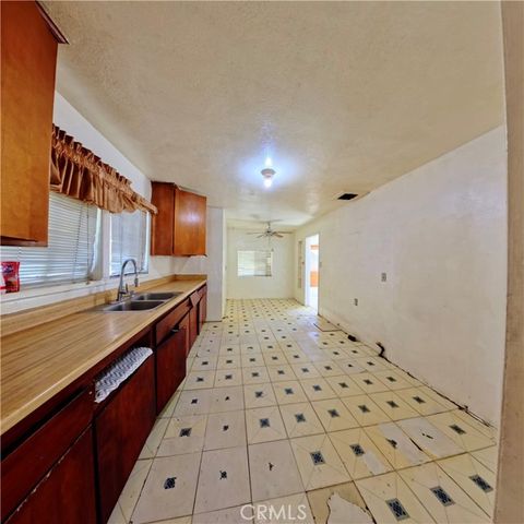 12522 Broadway, Whittier, CA 90601