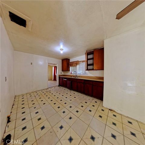 12522 Broadway, Whittier, CA 90601