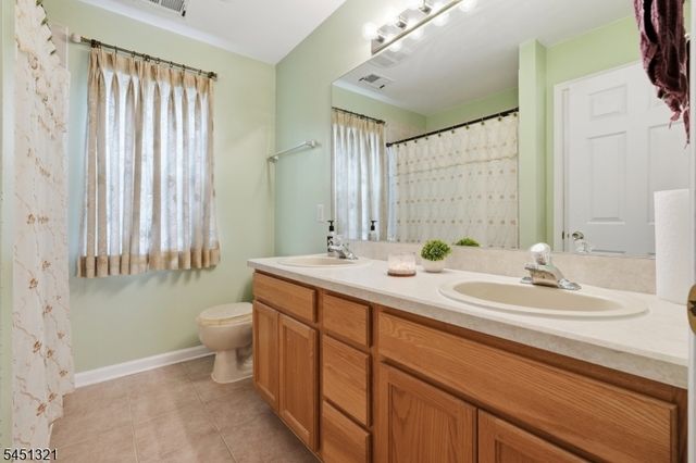 74 Kelly Way, South Brunswick Twp., NJ 08852