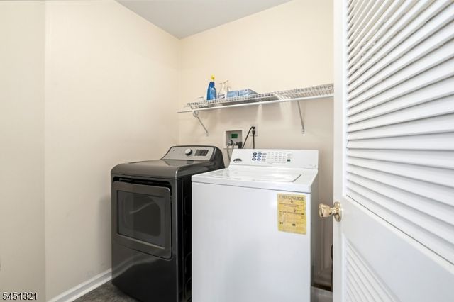 74 Kelly Way, South Brunswick Twp., NJ 08852