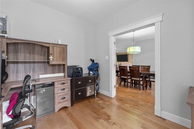 816 Sherwood Forest Drive, Dickinson, TX 77539