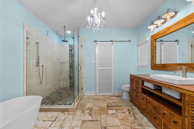 816 Sherwood Forest Drive, Dickinson, TX 77539