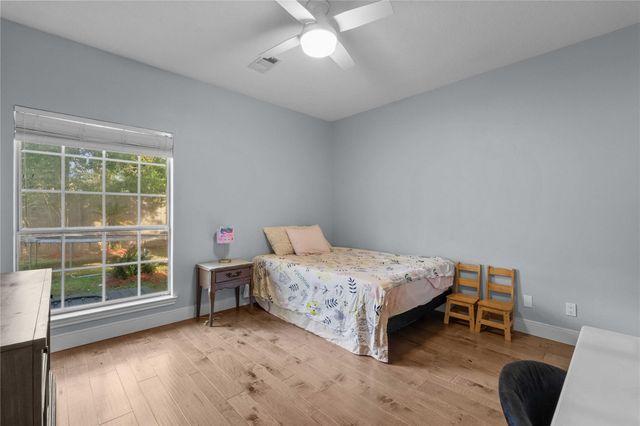 816 Sherwood Forest Drive, Dickinson, TX 77539