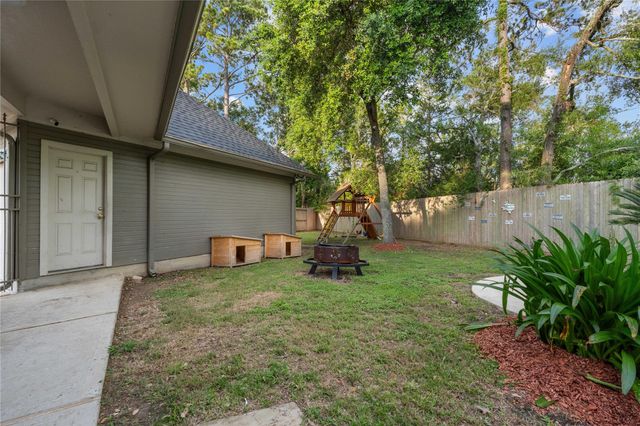 816 Sherwood Forest Drive, Dickinson, TX 77539
