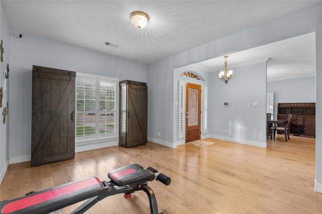 816 Sherwood Forest Drive, Dickinson, TX 77539