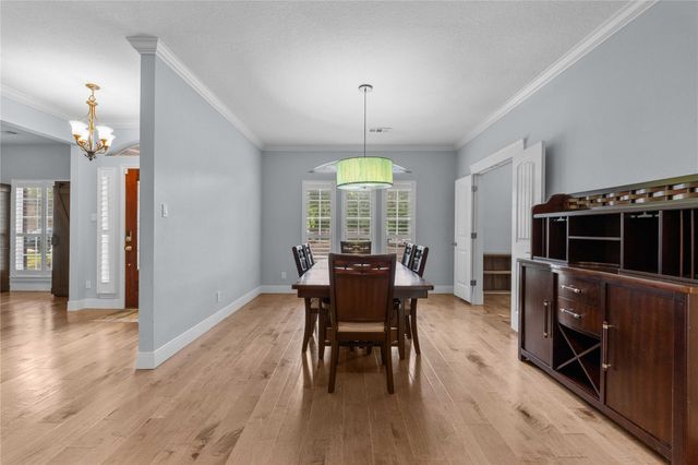 816 Sherwood Forest Drive, Dickinson, TX 77539