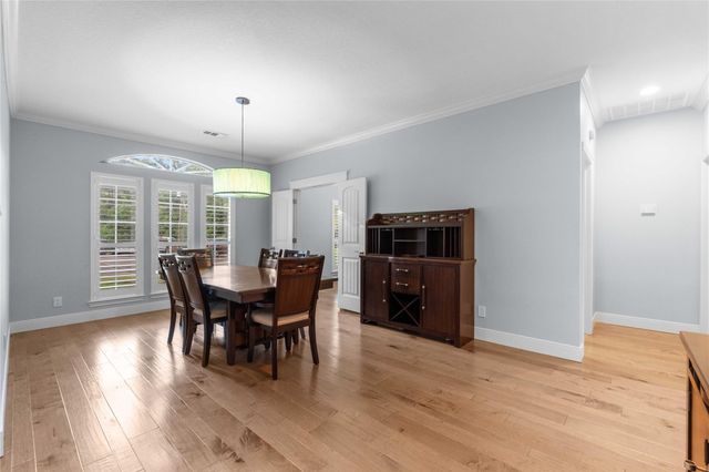 816 Sherwood Forest Drive, Dickinson, TX 77539