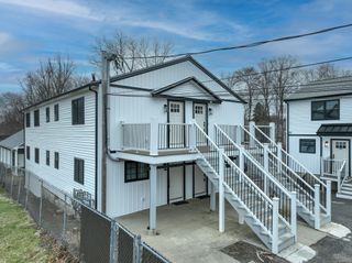 571 Center Street 2, Wallingford, CT 06492