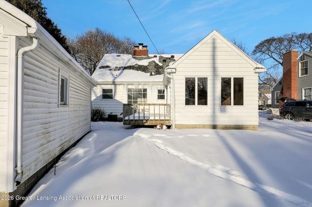 610 Kedzie Street, East Lansing, MI 48823