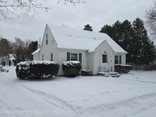 610 Kedzie Street, East Lansing, MI 48823