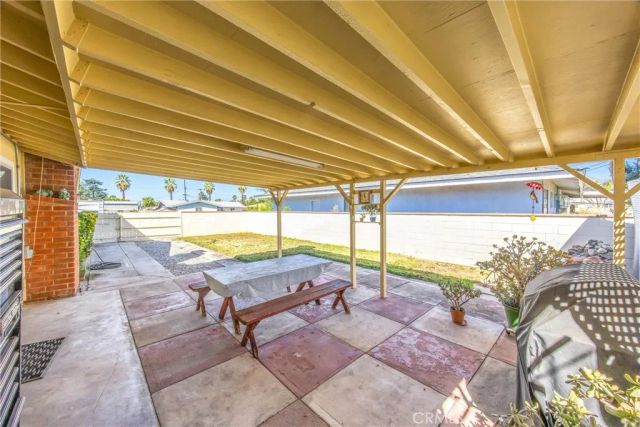 1319 Stillman, Redlands, CA 92374