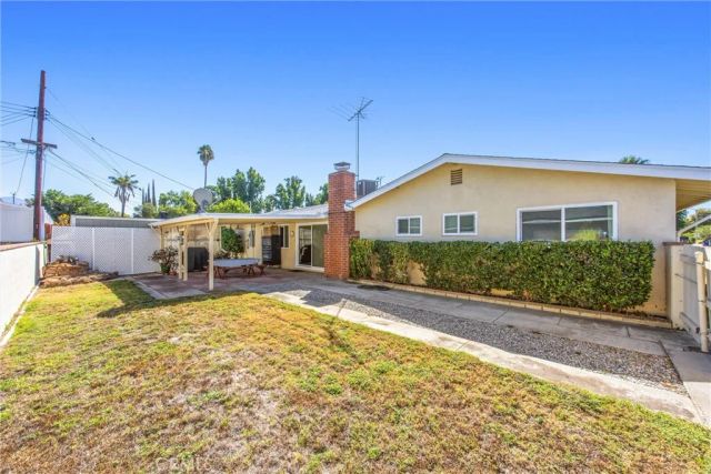 1319 Stillman, Redlands, CA 92374