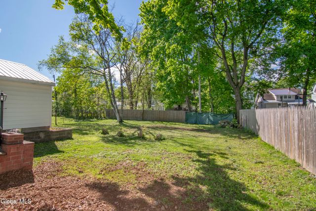 13 Grand Street, Glens Falls, NY 12801