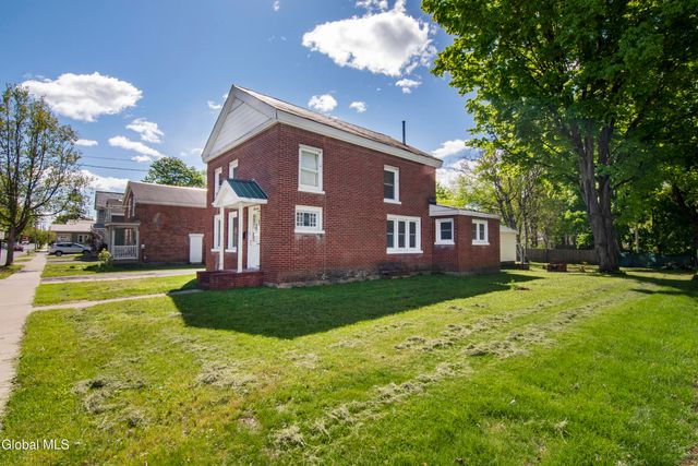 13 Grand Street, Glens Falls, NY 12801