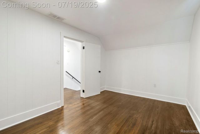 24342 Scott Street, Dearborn, MI 48124