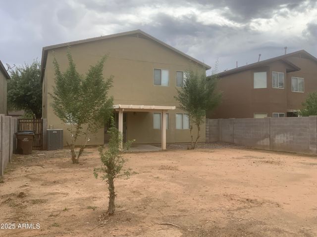 30546 N HONEYSUCKLE Drive, San Tan Valley, AZ 85143