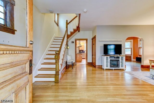 218 W SUMMIT ST, Somerville Boro, NJ 08876