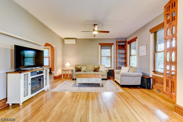 218 W SUMMIT ST, Somerville Boro, NJ 08876