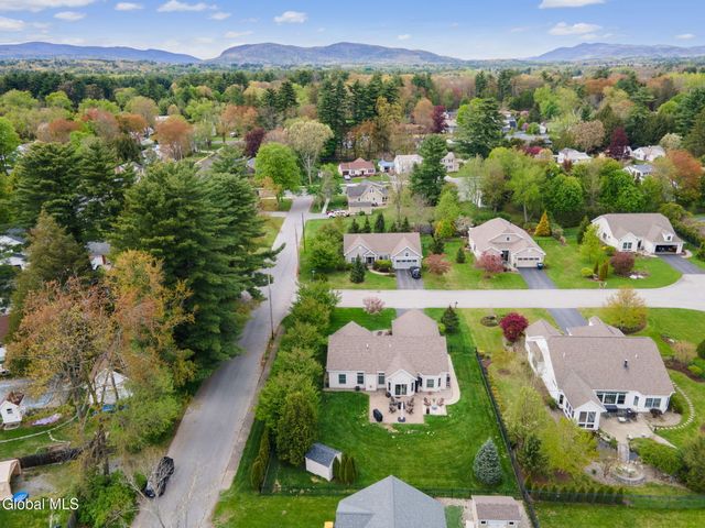 2 Knox Lane, Glens Falls, NY 12801