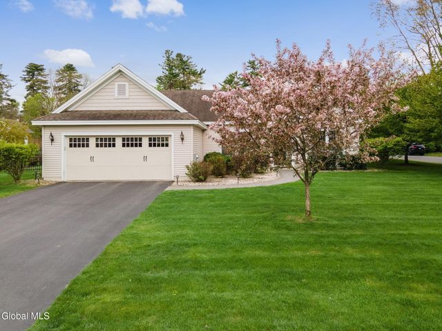 2 Knox Lane, Glens Falls, NY 12801