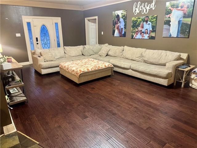 8 CEDAR CREST Drive, Pineville, LA 71360