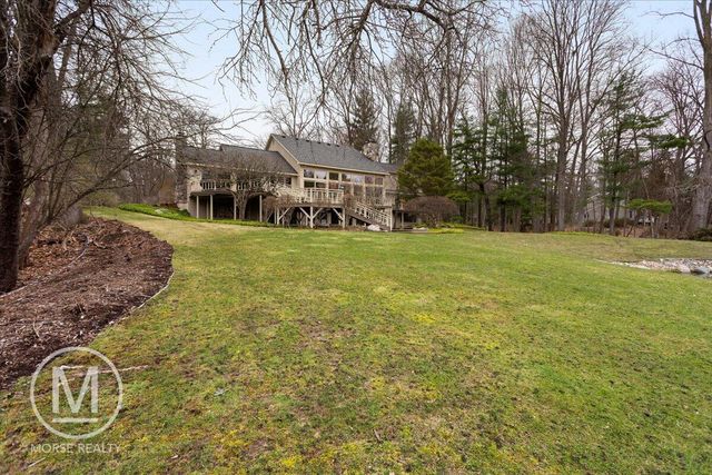 2050 Steketee Woods Lane Se, Cascade Twp, MI 49546
