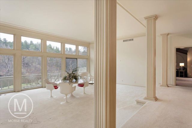 2050 Steketee Woods Lane Se, Cascade Twp, MI 49546