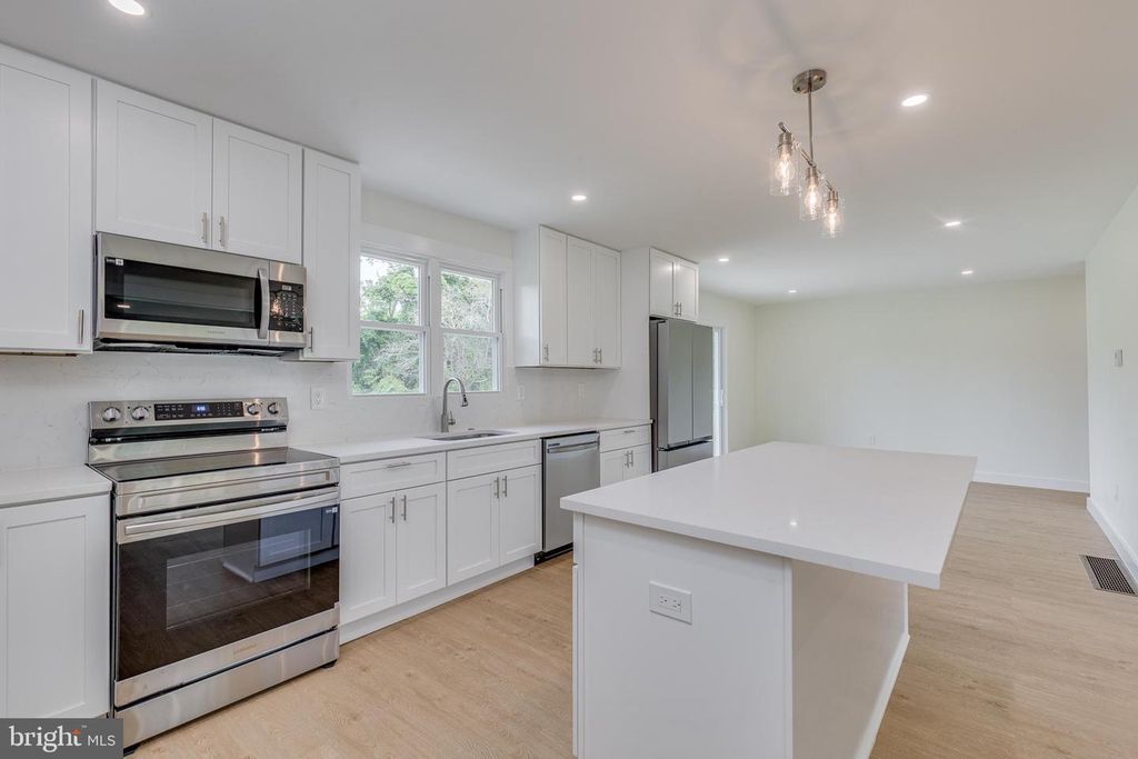 79 BRANDYWINE RD, PEMBERTON, NJ 08068 — photo 4