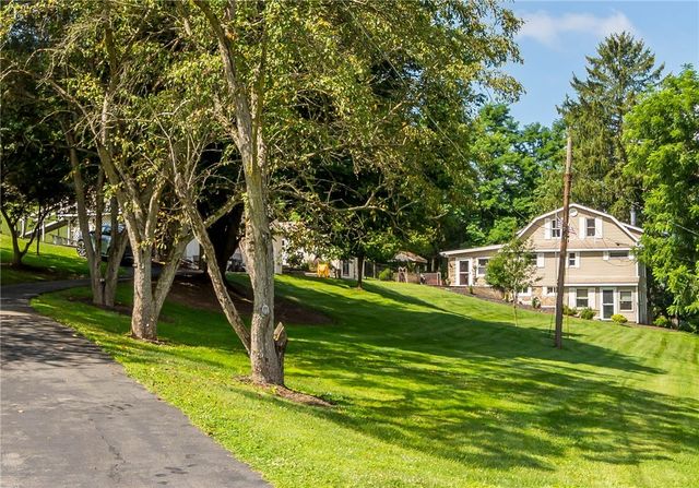 5551 CLAYTONA DRIVE, Bethel Park, PA 15102