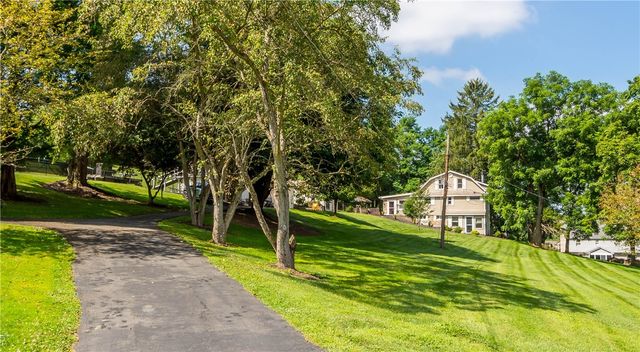 5551 CLAYTONA DRIVE, Bethel Park, PA 15102